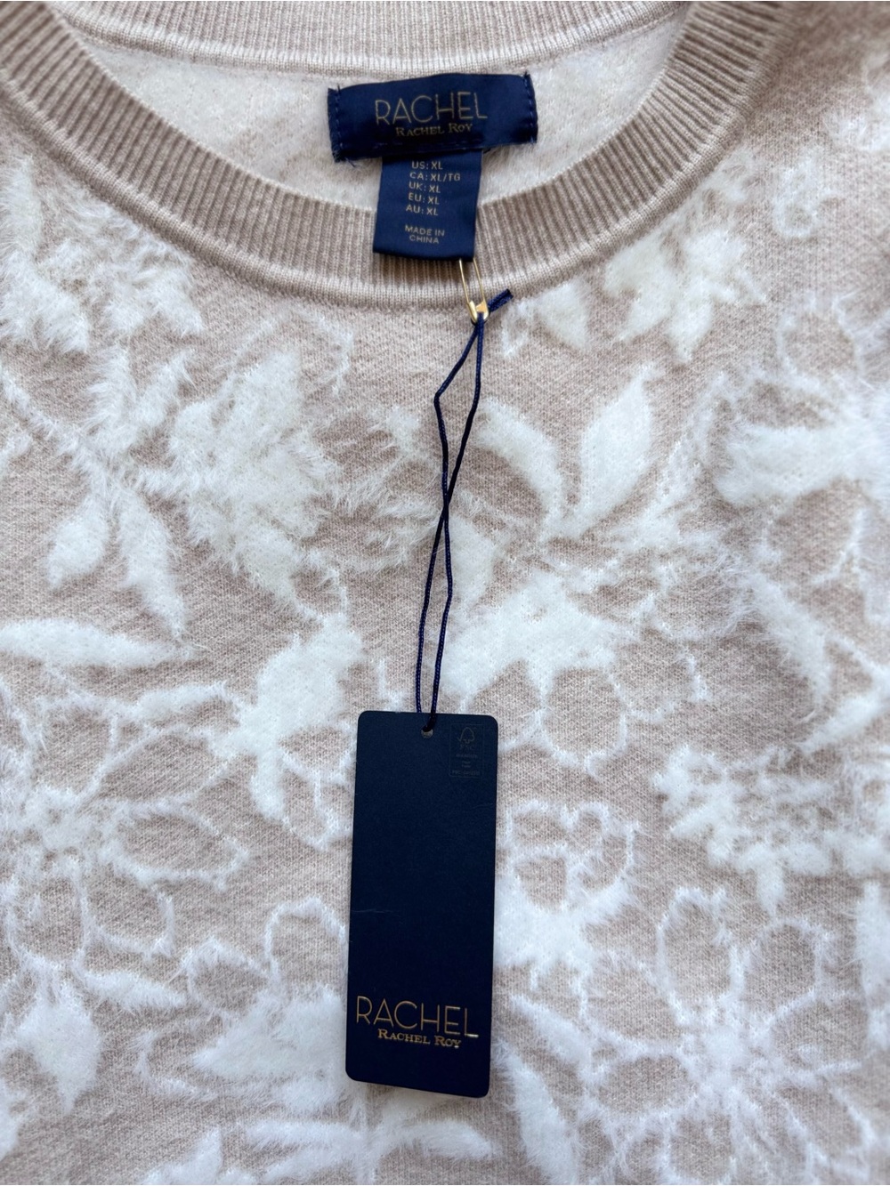 NWT Rachel Roy Beige Floral Knit Short Sleeve Sweater Soft Textured Pullover - Picture 5 of 9